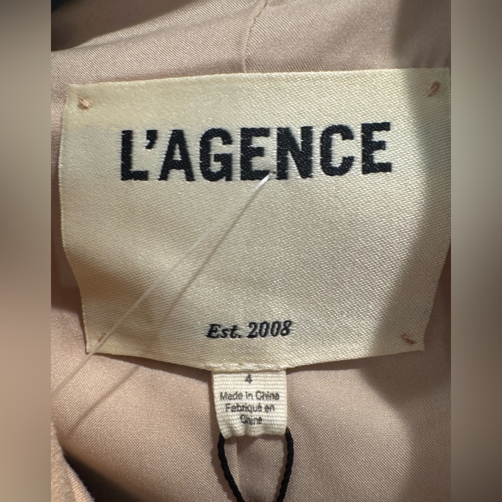 NWT L’Agence Chamberlain blazer in toasted almond - Picture 7 of 10
